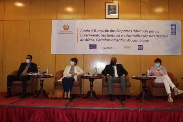 Estudo recomenda transição do sector informal para formal em Moçambique
